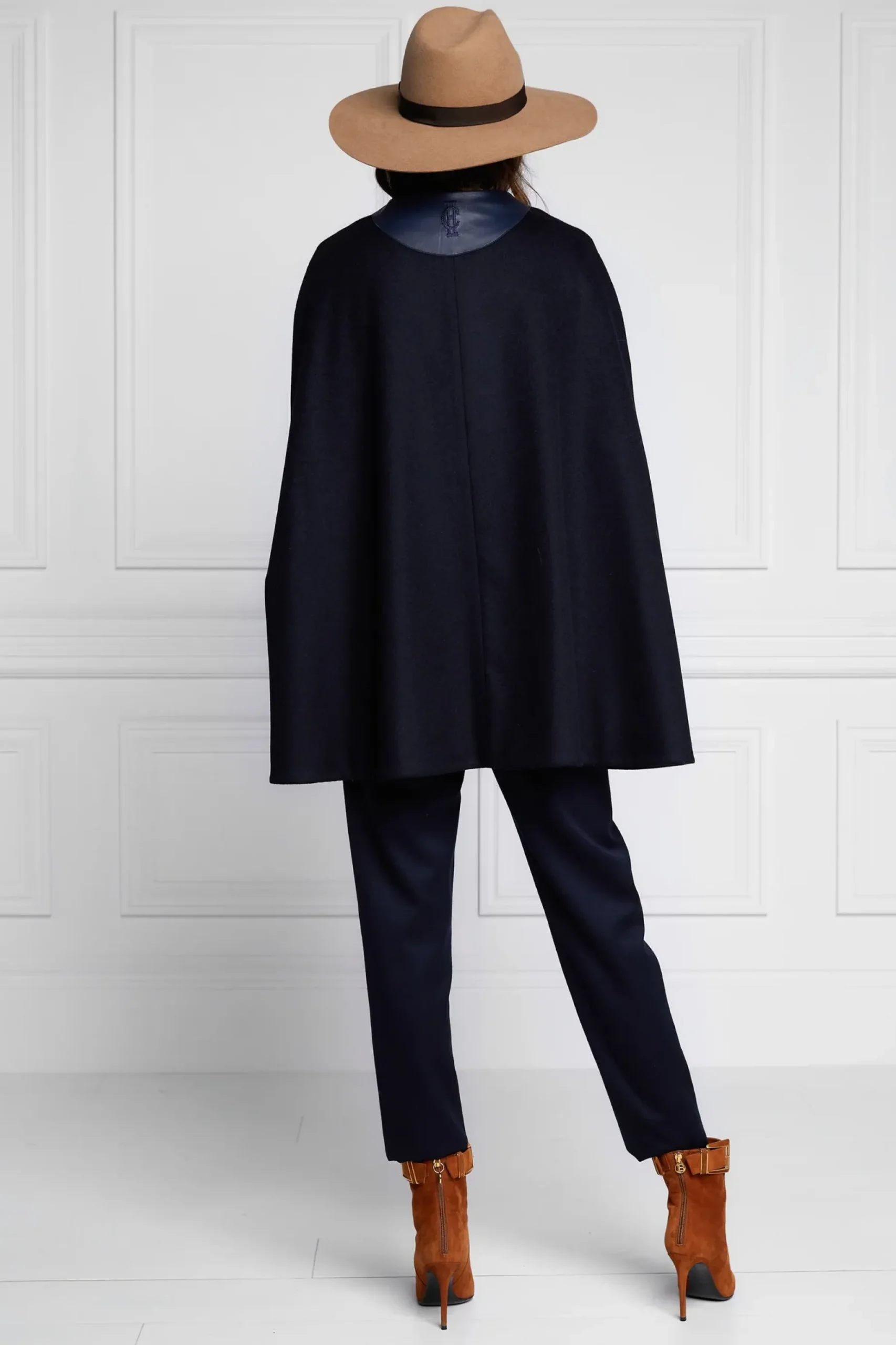Slim Cape